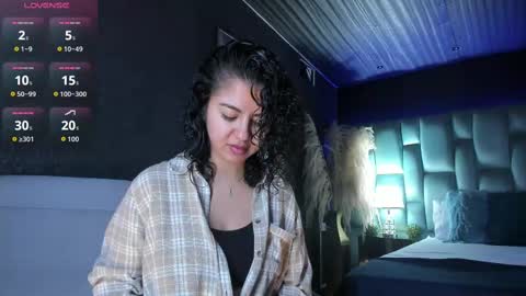 Emily online show from November 7, 11:38 am