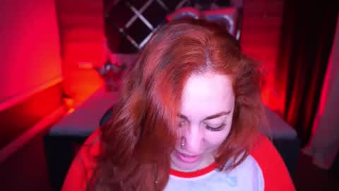 Ellie online show from September 22, 8:40 pm