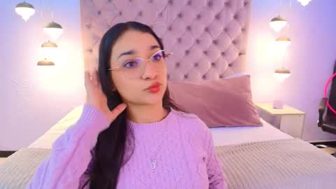  Ambar  online show from February 17, 2:05 pm