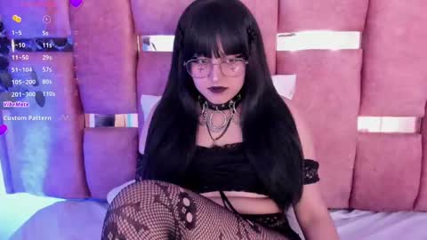   online show from September 19, 7:13 pm