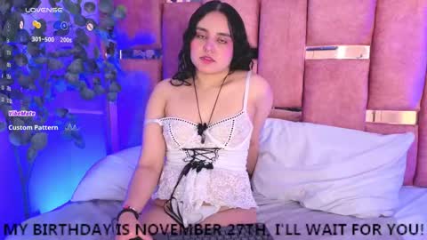   online show from November 20, 7:04 pm