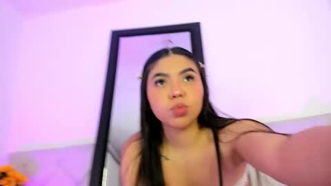 Ambarina  online show from May 27, 12:02 pm