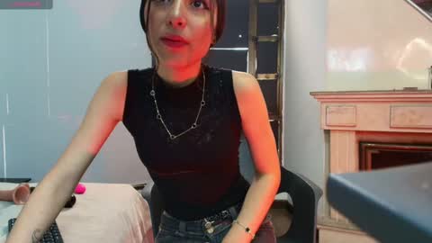 Ambar Ross online show from March 12, 7:25 pm