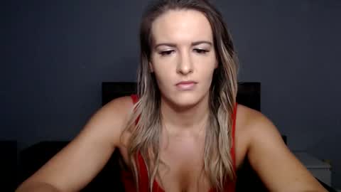 Amber online show from February 3, 3:06 pm