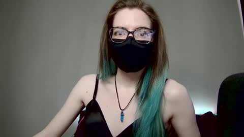 Amber non-nude model online show from March 12, 4:51 am