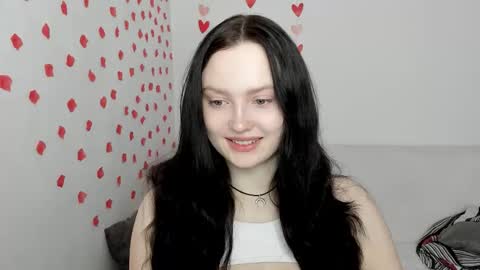 call me Amber online show from March 19, 8:07 am