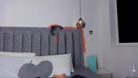 Michell  online show from October 18, 3:59 pm