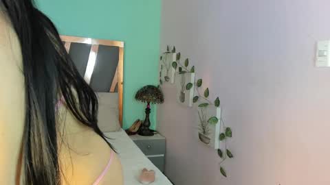 A M B E R  online show from June 5, 4:46 pm
