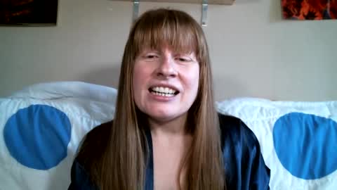 Amberglo Anderson online show from April 26, 3:21 pm