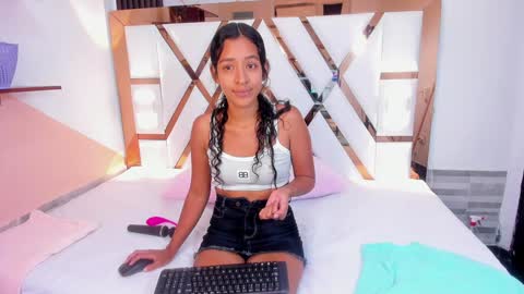 Amber online show from January 16, 6:48 pm