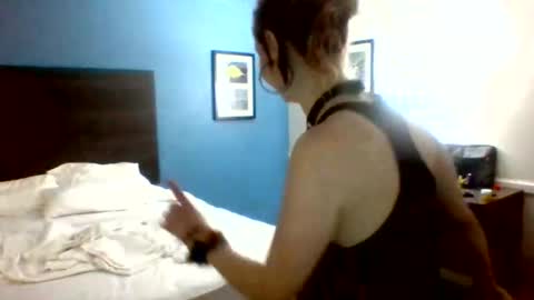 ambionce online show from April 20, 7:39 pm