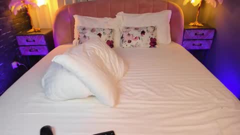 AMY online show from October 6, 8:02 pm