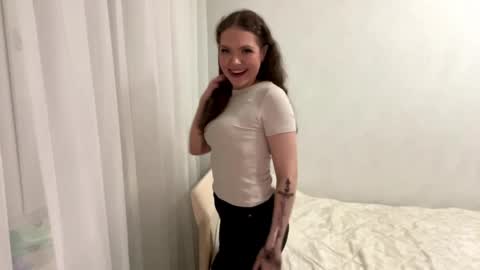 Mia online show from May 31, 6:09 pm