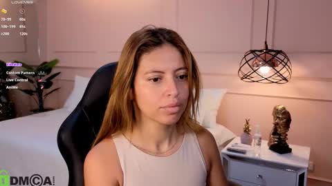 AMELIA online show from December 15, 11:26 am