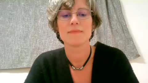 Ameliaishka online show from September 27, 3:47 am