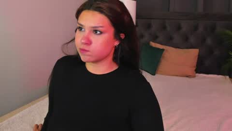 Nicole online show from June 22, 4:09 am