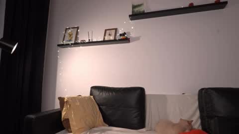 Amelia   online show from February 1, 3:33 pm