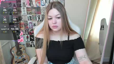 Amelie online show from May 13, 2:17 am