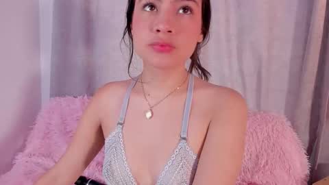 Amelia online show from March 27, 9:48 pm