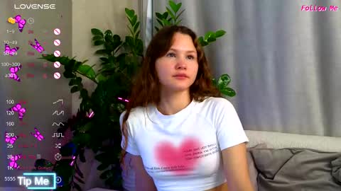 AmeliRoyse online show from October 7, 5:50 pm