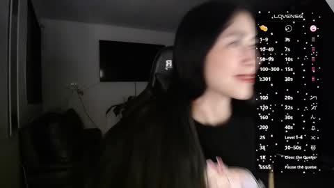 Amely  online show from November 4, 3:00 am