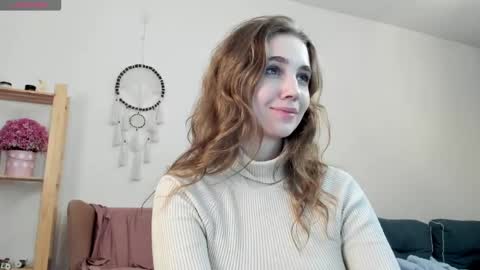 Emily online show from April 5, 9:36 pm