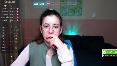 Amina online show from December 20, 12:31 pm