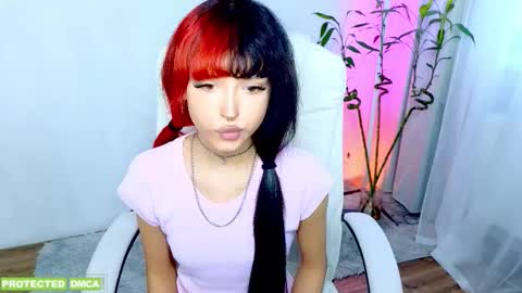    online show from March 3, 11:16 am