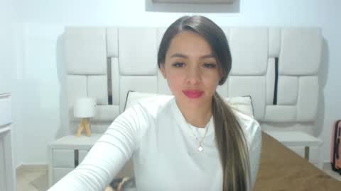 ammy_velez online show from December 26, 1:51 am