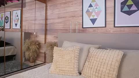 Ammy Scott  online show from October 6, 12:05 am