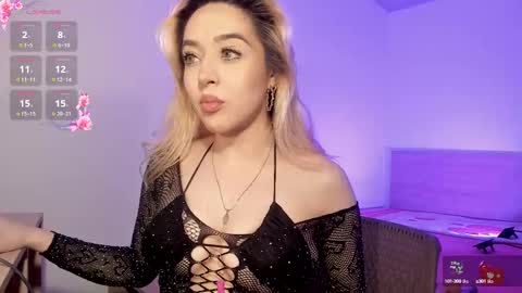 Amorkiss online show from September 28, 9:36 am