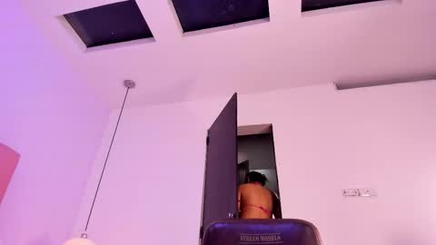 Aleja   online show from November 16, 12:01 am