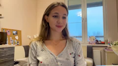 amy_meoww online show from December 3, 12:18 pm