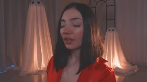 Amy Armstrong online show from October 24, 7:21 pm