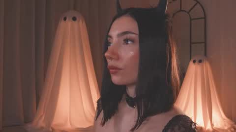 Amy Armstrong online show from October 12, 12:57 am