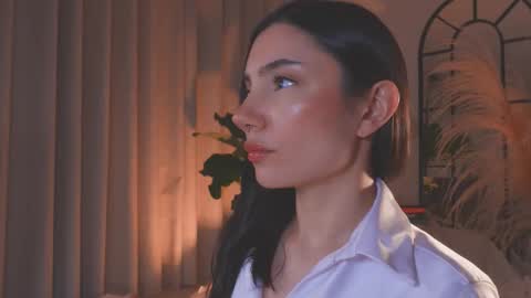 Amy Armstrong online show from October 3, 1:33 am