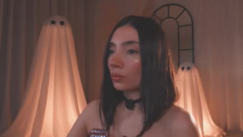 Amy Armstrong online show from October 14, 1:19 am