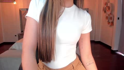 Amy  online show from January 2, 8:02 pm