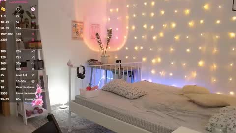 Amelia online show from February 9, 9:37 am