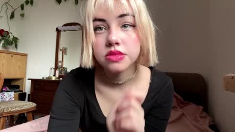 Amy online show from March 16, 7:12 am