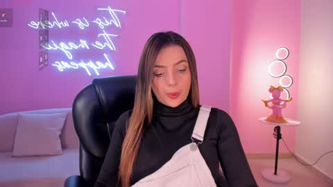    online show from January 15, 6:40 pm