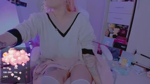 Collinns online show from March 19, 10:41 am