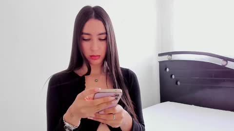 Ana  IG an castillo 1 online show from December 14, 12:23 pm