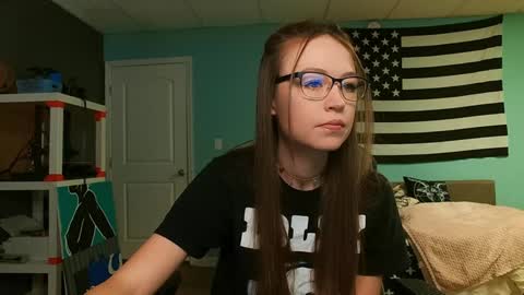 Anabelleleigh online show from February 26, 2:27 pm