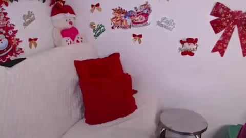 Ana online show from December 20, 11:10 am