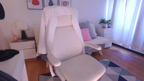 IG Soyanah  online show from March 5, 4:24 pm