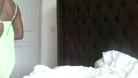 anais_123 online show from January 9, 6:48 am