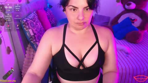 Ana online show from October 9, 2:43 pm