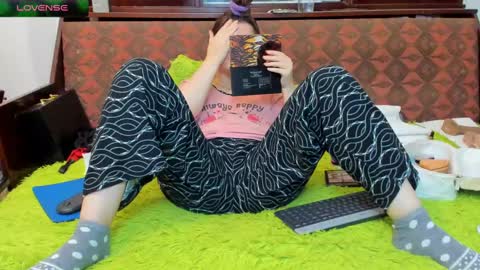 Ana   online show from December 18, 12:51 pm