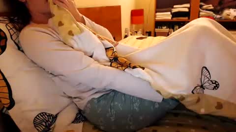 Andra online show from July 18, 5:48 pm